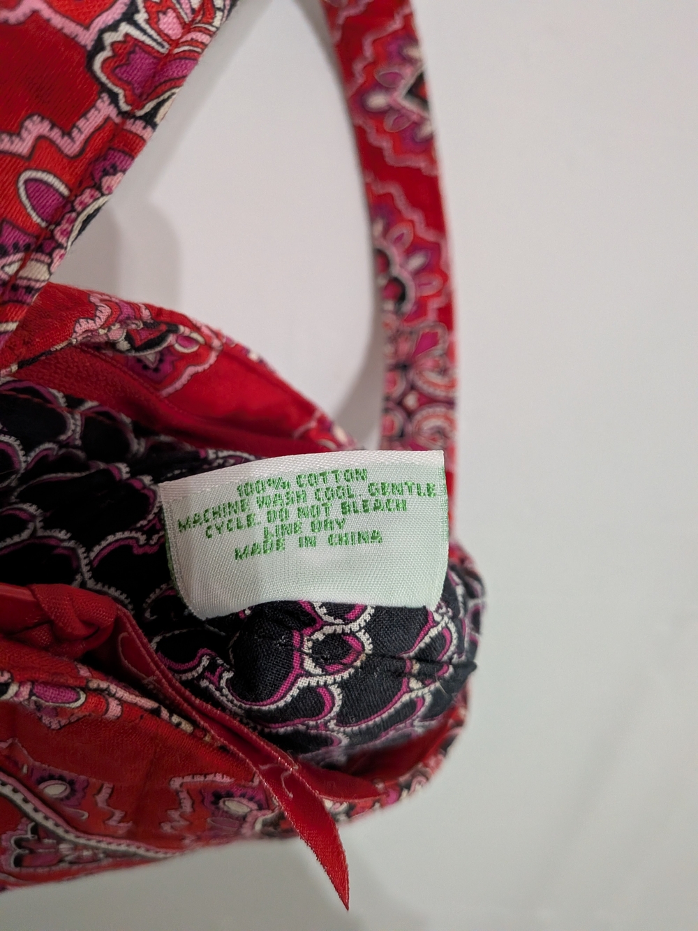 Vera Bradley "Hannah" Frankley Scarlet Floral Handbag - Picture 8 of 8